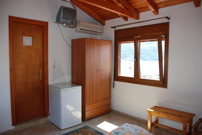 Hotel Bonis Samos Town Quarto foto